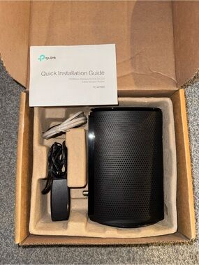 TP-Link DOCSIS 3.0 N300 Wireless Wi-Fi Cable Modem Router Combo
